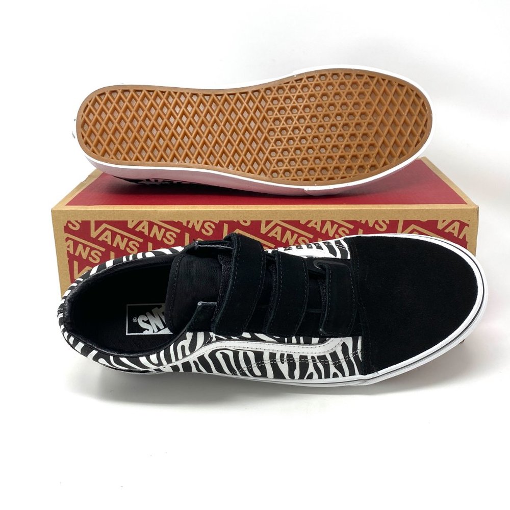 VANS Old Skool V Zebra Black Suede Canvas Sneakers Shoes Womens Size VN0A3D296DB - Picture 2 of 12